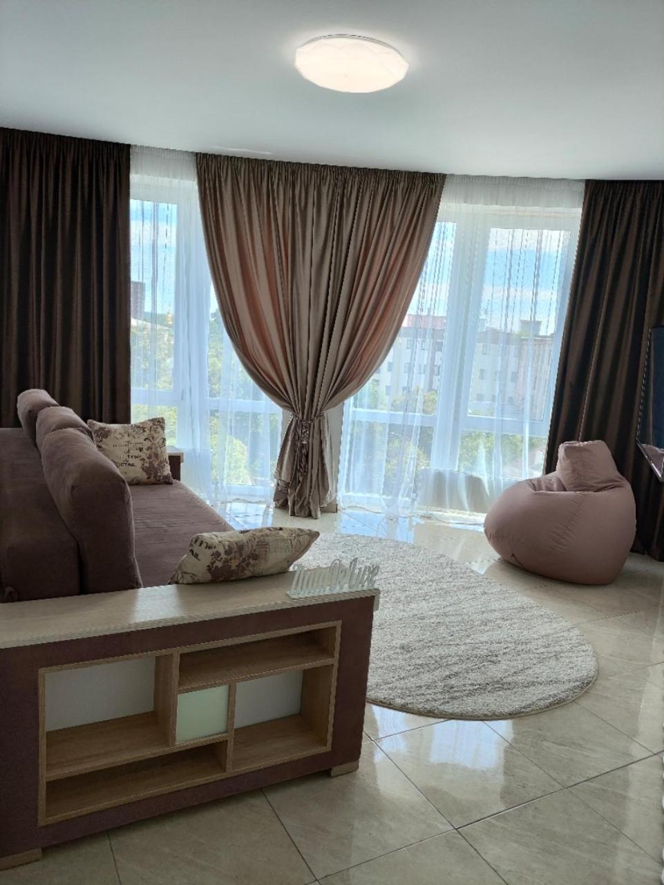Apartamento Zlata De Luxe Ivano-Frankivsk Exterior foto